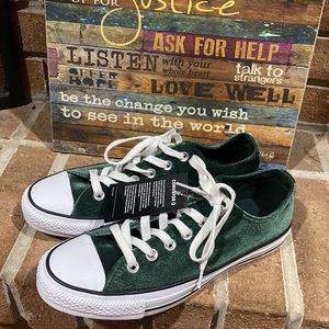 Converse | Shoes | Green Velvet 